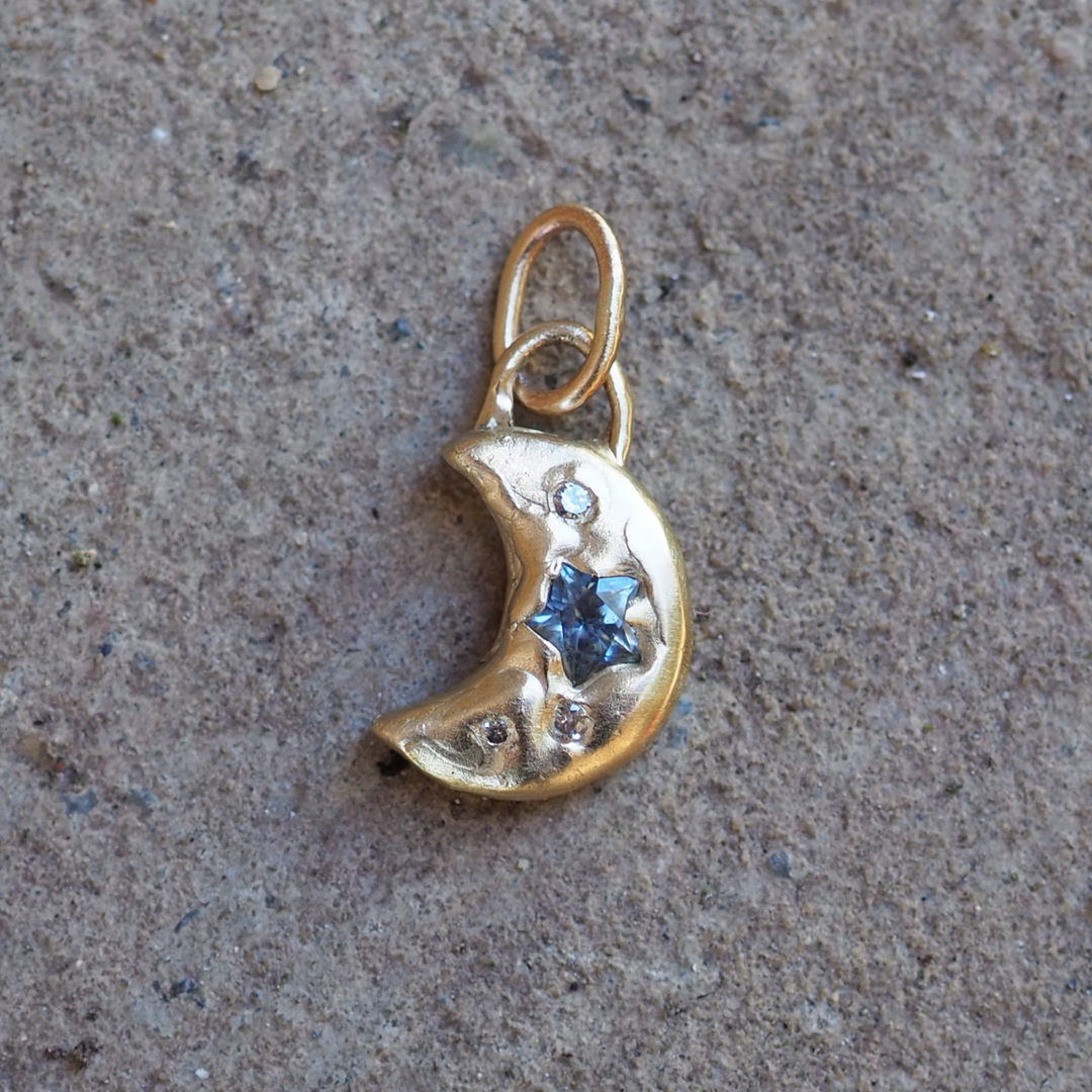 Star Crescent Moon Pendant - 0.21ct Montana Star Sapphire - 9ct Yellow Gold
