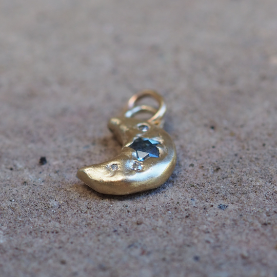 Star Crescent Moon Pendant - 0.21ct Montana Star Sapphire - 9ct Yellow Gold