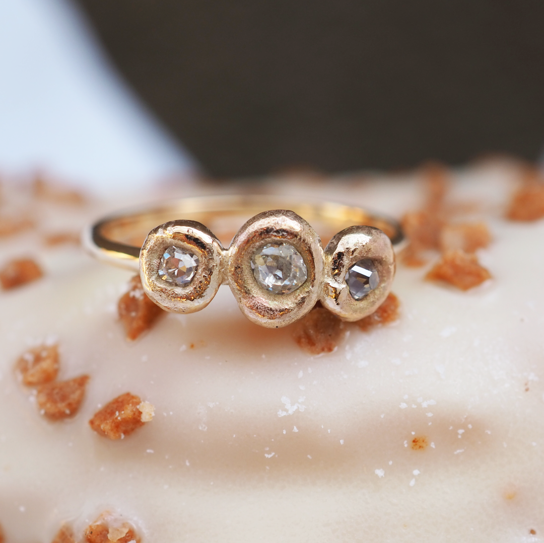 Doughnut Ring 15