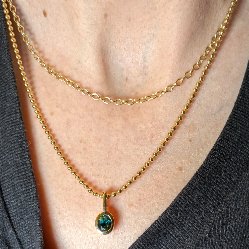 Pebble Sapphire Pendant