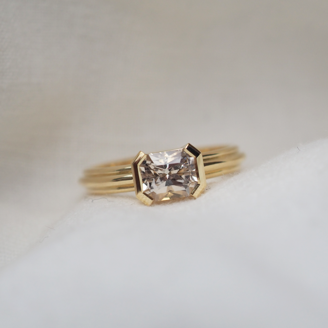 Radiant Mighty Ring