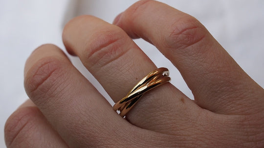 Meander Ring